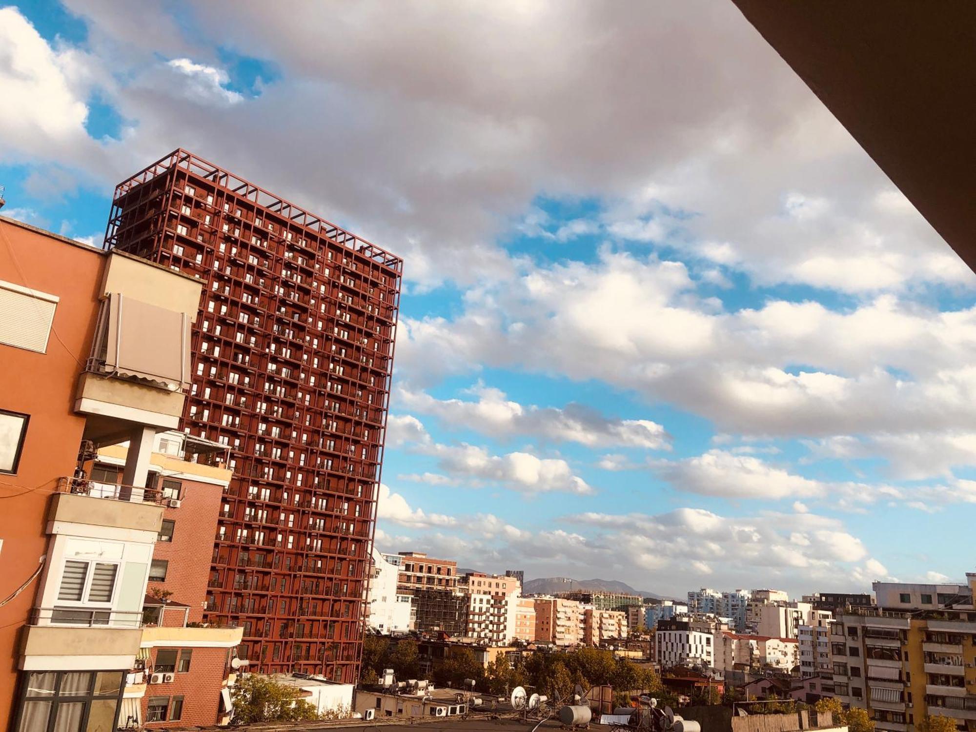 Laureta Central Apartment Tirana Exterior foto